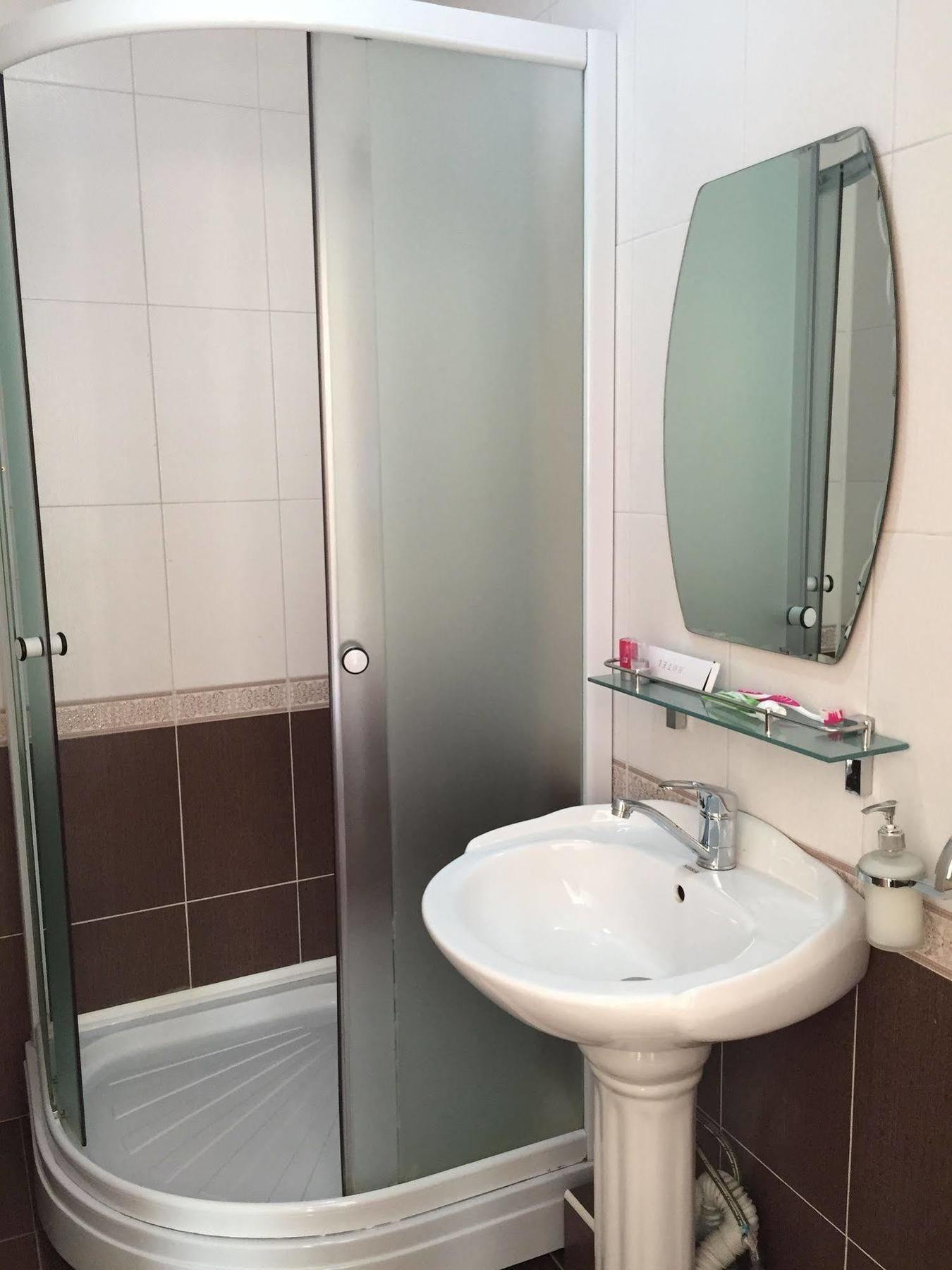 אלמטי Rise Hotel מראה חיצוני תמונה