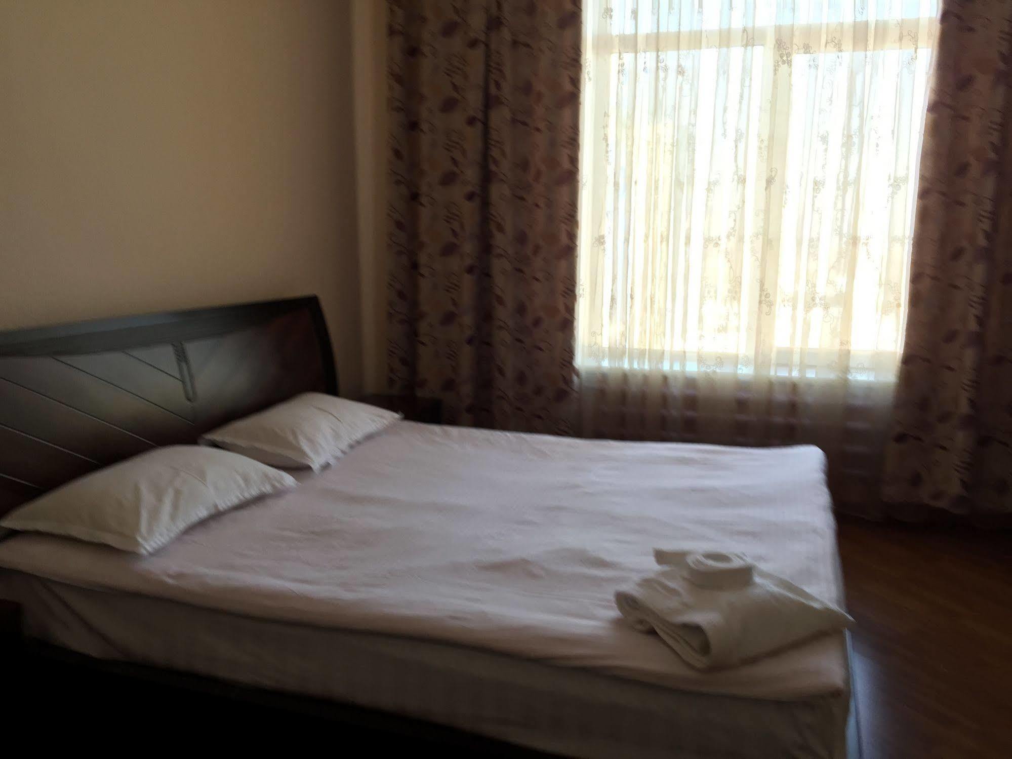 אלמטי Rise Hotel מראה חיצוני תמונה