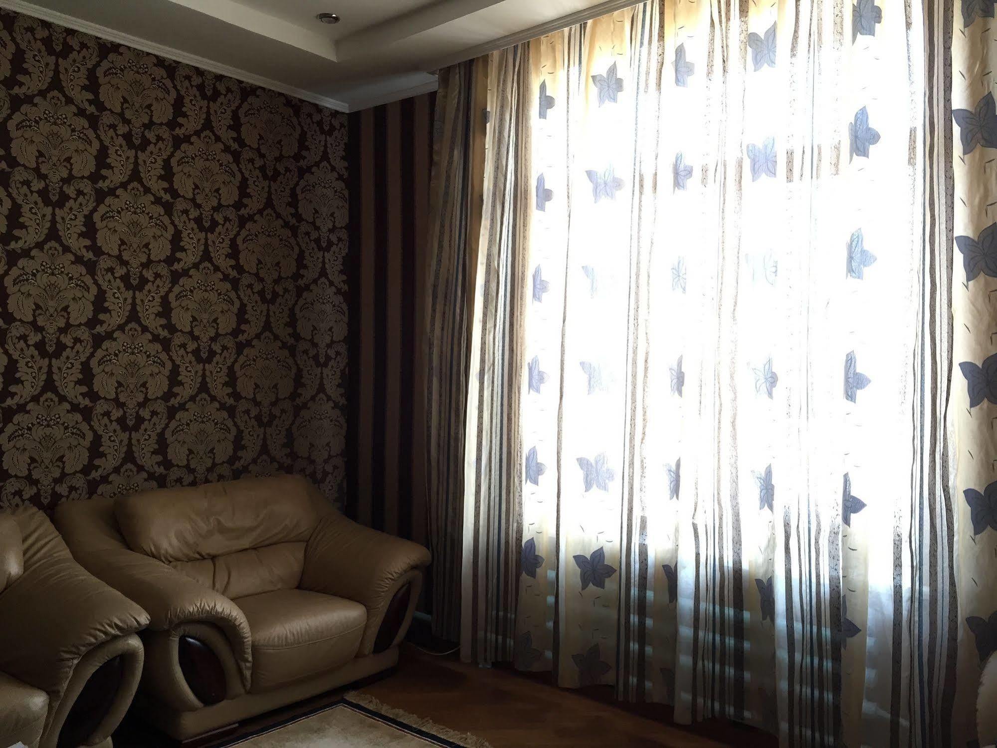 אלמטי Rise Hotel מראה חיצוני תמונה